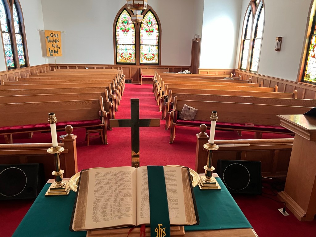 Shady Grove UMC sanctuary, Abingdon, VA